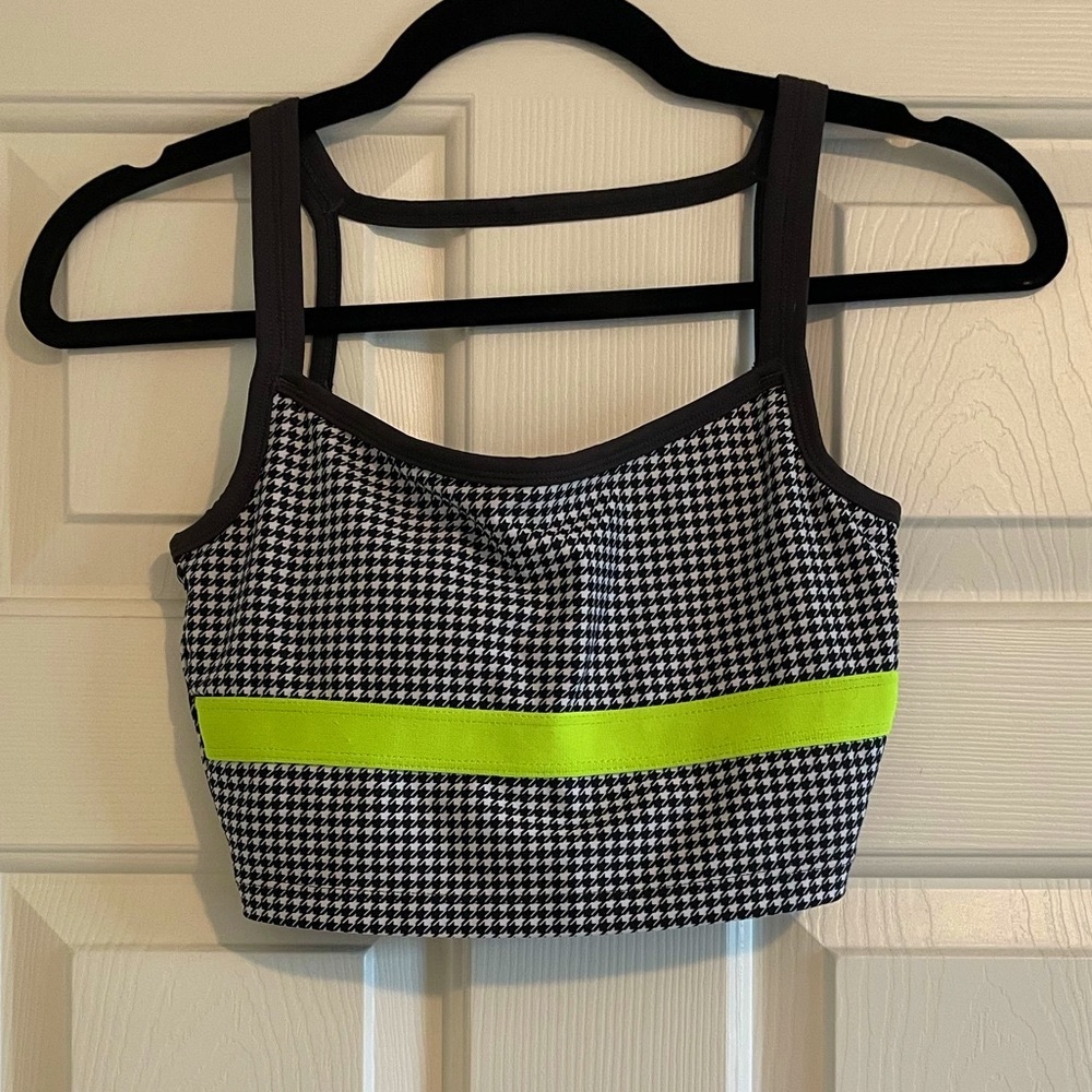 Nylora black & white houndstooth workout tank top sports bra